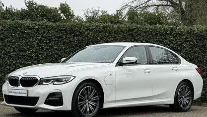 Occasion 2020 BMW 330e Comfort Edition Sedan | € 32.895 (Eerlijke prijs)