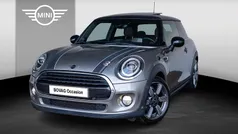 Grijs Gebruikt 2019 Mini Cooper Comfort Hatchback | € 20.950 (Eerlijke prijs)
