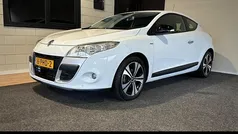 Wit Gebruikt 2011 Renault Mégane III Bose Edition Hatchback | € 6.495 (Eerlijke prijs)
