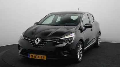 Zwart Occasion 2022 Renault Clio V Intens Hatchback | € 14.845 (Goede deal)