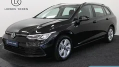 Zwart Gebruikt 2021 VW Golf VIII Life Stationwagen | € 20.950 (Eerlijke prijs)