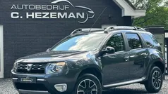 Grijs, metallic lak Gebruikt 2018 Dacia Duster Black Shadow SUV | € 12.945 (Eerlijke prijs)