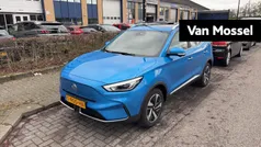 Blauw Gebruikt 2023 MG ZS Luxury Sedan | € 22.995 (Eerlijke prijs)
