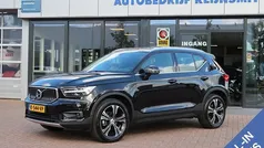 Zwart Gebruikt 2021 Volvo XC40 Inscription SUV | € 32.450 (Eerlijke prijs)