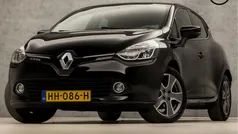Zwart Gebruikt 2015 Renault Clio IV Night&Day Hatchback | € 8.245 (Eerlijke prijs)