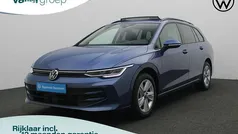 Blauw Gebruikt 2024 VW Golf VIII Edition Stationwagen | € 34.400 (Eerlijke prijs)