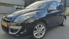 Zwart Gebruikt 2011 Renault Scénic III MPV | € 3.250 (Eerlijke prijs)
