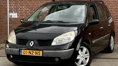 Gebruikt 2004 Renault Grand Scénic II Luxe MPV | € 1.450 (Eerlijke prijs)