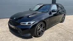 Zwart Gebruikt 2023 BMW 330 M Sport Stationwagen | € 39.999 (Eerlijke prijs)