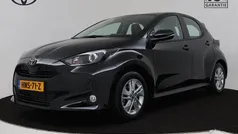 Gebruikt 2025 Toyota Yaris Hybrid Active Hatchback | € 25.945 (Eerlijke prijs)