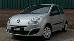 Gebruikt 2010 Renault Twingo Authentique Hatchback | € 2.750 (Eerlijke prijs)