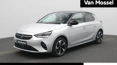 Grijs Gebruikt 2023 Opel Corsa-e Elegance Hatchback | € 17.900 (Eerlijke prijs)