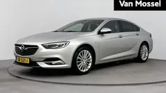 Grijs Gebruikt 2018 Opel Insignia Innovation Hatchback | € 16.935 (Eerlijke prijs)