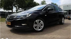 Gebruikt 2017 Opel Astra Edition+ Stationwagen | € 8.950 (Goede deal)