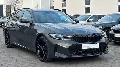 Occasion 2023 BMW 320 M Sport Stationwagen | € 56.800 (Eerlijke prijs)