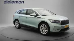Grijs Gebruikt 2021 Skoda Enyaq iV SUV | € 20.845 (Super prijs)