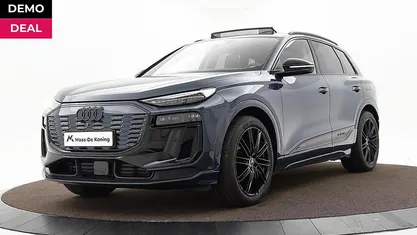 Nieuw Audi Q6 e-tron 285 kW (388 PK) 2026 Blauw SUV