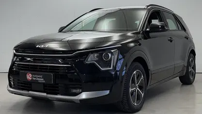 Zwart Gebruikt 2022 Kia Niro SUV | € 25.500 (Eerlijke prijs)