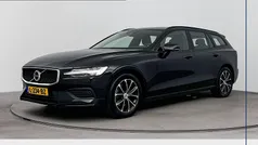 Gebruikt 2021 Volvo V60 Momentum Stationwagen | € 31.900 (Super prijs)