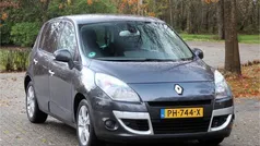 Zwart Gebruikt 2010 Renault Scénic III Privilege MPV | € 3.399 (Goede deal)