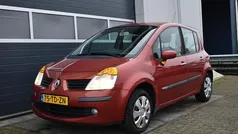 Gebruikt 2005 Renault Modus Authentique MPV | € 899 (Super prijs)