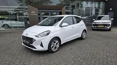 Wit Gebruikt 2022 Hyundai i10 Comfort Hatchback | € 13.750 (Eerlijke prijs)