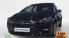Zwart Gebruikt 2018 Opel Astra Innovation Hatchback | € 14.795 (Eerlijke prijs)
