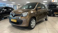 Gebruikt 2015 Renault Twingo Expression Hatchback | € 6.450 (Eerlijke prijs)