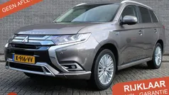 Gebruikt 2021 Mitsubishi Outlander P-HEV Intense+ SUV | € 27.450 (Eerlijke prijs)