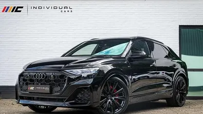 Zwart Nieuw 2025 Audi Q8 Competition SUV | € 122.995 (Eerlijke prijs)