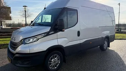 Occasion 2024 Iveco Daily Van | € 41.950 (Super prijs)