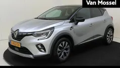 Grijs Gebruikt 2021 Renault Captur Intens SUV | € 19.435 (Eerlijke prijs)