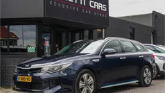 Blauw, metallic lak Gebruikt 2018 Kia Optima Stationwagen | € 14.900 (Eerlijke prijs)