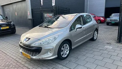 Occasion Peugeot 308 140 PK (102 kW) 2008 Grijs Hatchback