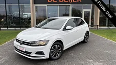 Wit Gebruikt 2021 VW Polo Comfortline Hatchback | € 16.450 (Eerlijke prijs)