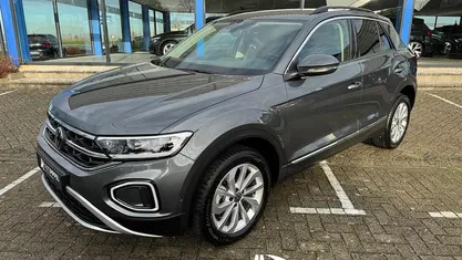 Gebruikt 2023 VW T-Roc Style SUV | € 30.895 (Goede deal)