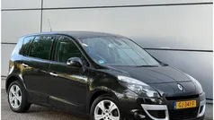 Gebruikt 2010 Renault Scénic III Dynamique MPV | € 3.950 (Eerlijke prijs)