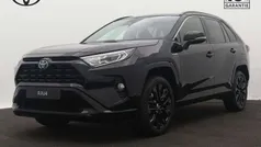 Zwart, metallic lak Gebruikt 2021 Toyota RAV4 Edition SUV | € 35.945 (Eerlijke prijs)