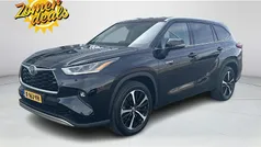 Zwart Gebruikt 2021 Toyota Highlander Premium SUV | € 52.900 (Eerlijke prijs)