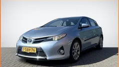 Blauw Gebruikt 2013 Toyota Auris Hatchback | € 12.680 (Eerlijke prijs)