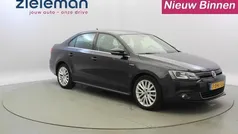 Zwart Gebruikt 2013 VW Golf VII Highline Sedan | € 6.845 (Super prijs)