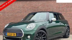 Groen, metallic lak Gebruikt 2015 Mini Cooper Business Hatchback | € 11.995 (Eerlijke prijs)