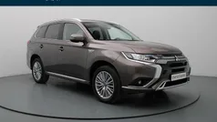 Gebruikt 2020 Mitsubishi Outlander P-HEV Intense SUV | € 25.990 (Goede deal)