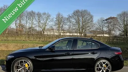 Occasion 2017 Alfa Romeo Giulia Veloce Sedan | € 25.950 (Eerlijke prijs)