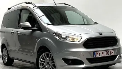 Grijs Gebruikt 2018 Ford Tourneo Titanium Stationwagen | € 6.499 (Super prijs)