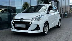 Wit Gebruikt 2020 Hyundai i10 Comfort Hatchback | € 10.995 (Eerlijke prijs)