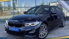 Zwart Gebruikt 2022 BMW 330 M Sport Sedan | € 35.750 (Eerlijke prijs)
