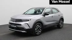 Grijs Gebruikt 2022 Opel Mokka-e Elegance SUV | € 19.900 (Eerlijke prijs)