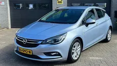 Grijs Gebruikt 2016 Opel Astra Business Hatchback | € 6.345 (Eerlijke prijs)
