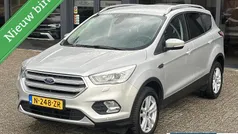 Grijs Gebruikt 2020 Ford Kuga Titanium SUV | € 20.750 (Super prijs)